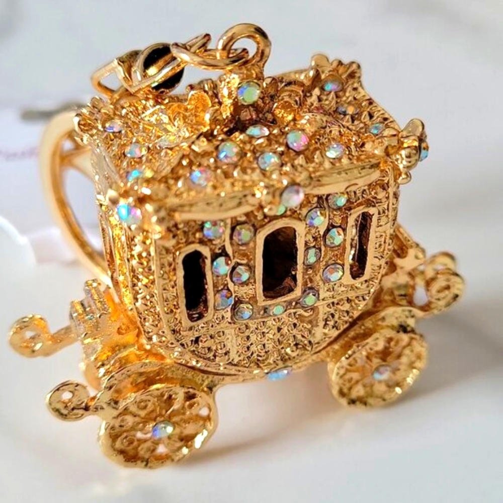 👑 Gold Coach Princess Rhinestone Purse Charm Royal Carriage Keychain